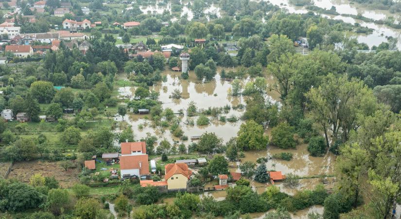 Transzparens számlát nyitott az árvízkárosultak megsegítésére a Szlovákiai Városok és Falvak Társulása