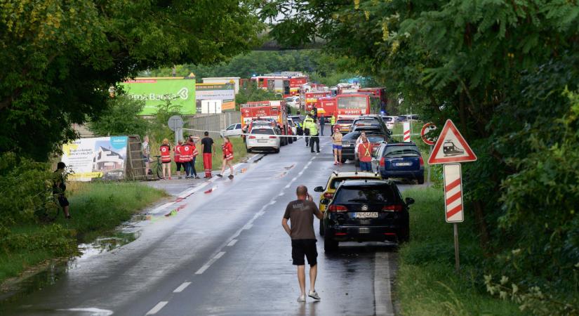 Most érkezett! Sokkoló vonatbaleset Prágában: rengeteg a sérült