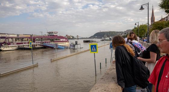 Fotókon mutatjuk, hol áll most a víz Budapesten