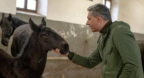 Erdőt vett Lázár János, bár nem tehette volna