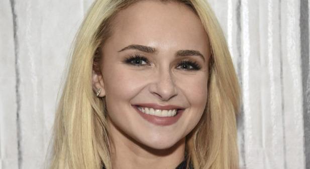 Rajongói szerint részegen adott interjút Hayden Panettiere