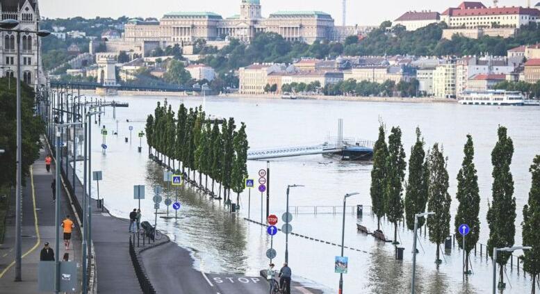 Zöldszámot hozott létre a kormány az árvízhelyzet miatt