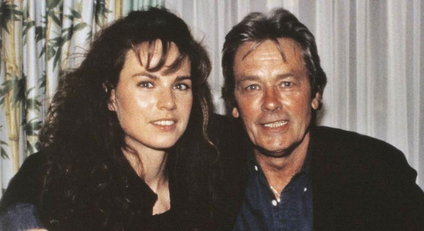 Így néz ki ma az 58 éves Rosalie, Alain Delon gyermekeinek az anyja