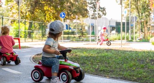 Kerületi kisautókkal a jövő közlekedéséért