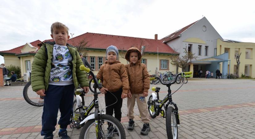 Átvették a várost a kerékpárosok – VIDEÓ