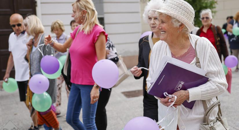 Alzheimer világnapi séta – Fontos a figyelemfelhívás