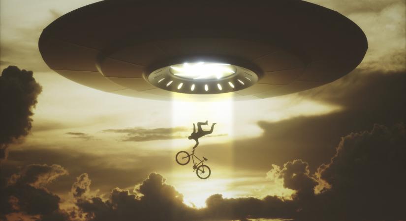 Egy egykori amerikai űrhajós szerint van még mit kutatni az UFO-ügyeken