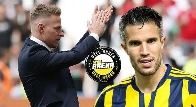 Dzsudzsákot leigazolta volna a Fenebahce, de inkább van Persie-t választotta