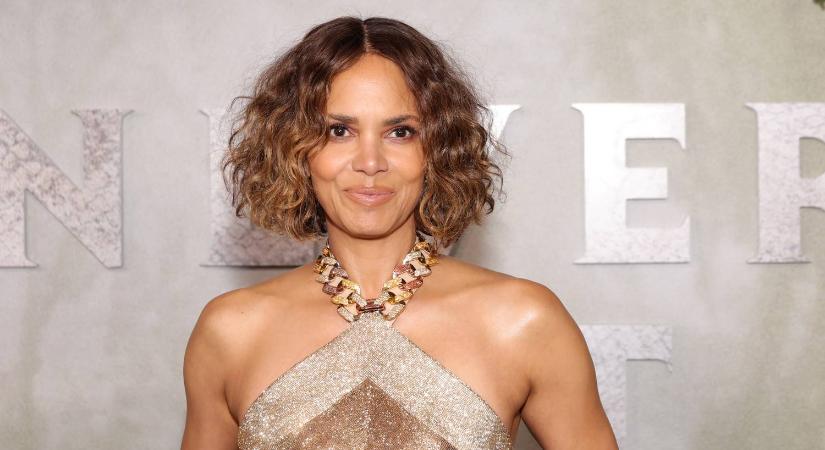 Halle Berry nem akármilyen intim titkot árult el a nemi életéről és a menopauzáról – videó