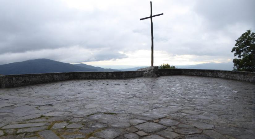 Poppitól La Vernáig, avagy a franciágytól a vaságyig