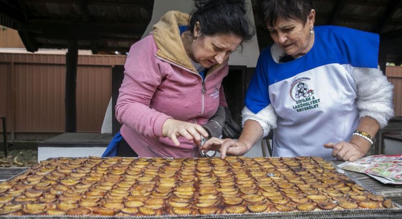 Nincs párja a kemencében sült, böszörményi házi szilvás lepénynek – recepttel, fotókkal, videóval