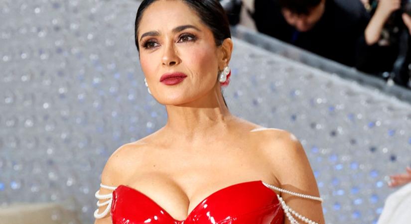 Ő Salma Hayek elbűvölő édesanyja – Már tudjuk, hogy kitől örökölte szépségét a színésznő