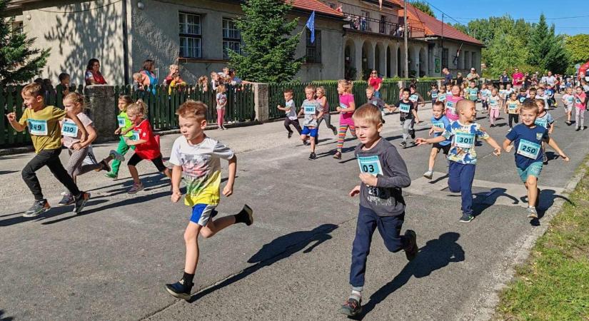 Több mint ezren álltak rajthoz a Sarpi-Dorog Futófesztiválon