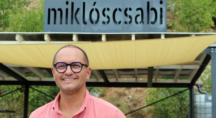 Miklós Csabi nyerte el a Legszebb Borbirtok díjat