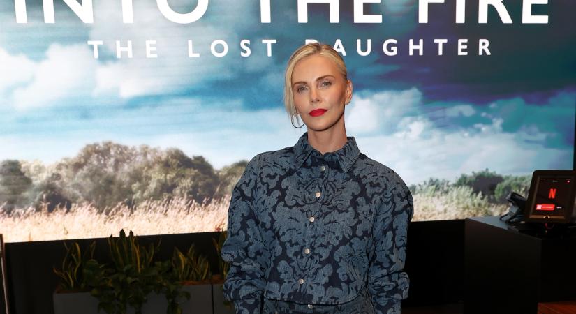 Ilyen nagyot nőttek Charlize Theron gyerekei