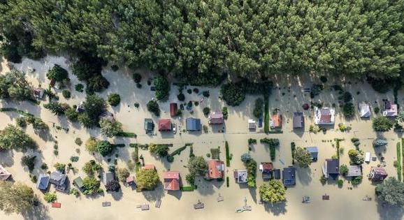 Hét vármegyében 52 településen folyik árvízi védekezés