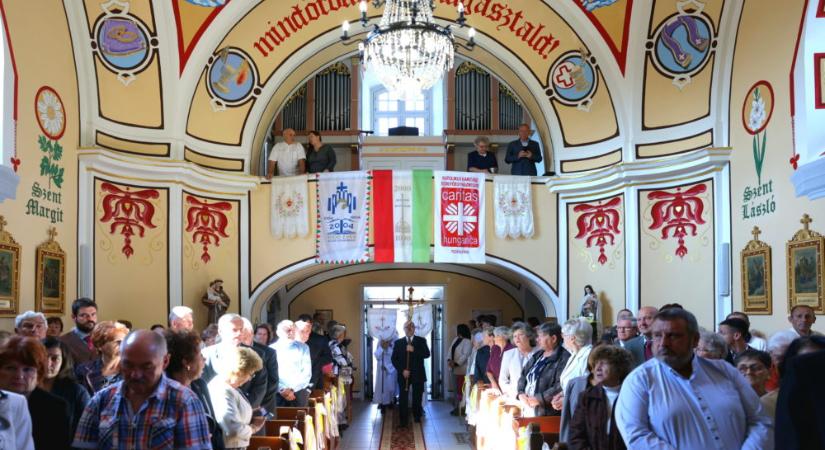 Felújított templomot adtak át a borsodi Tiszapalkonyán