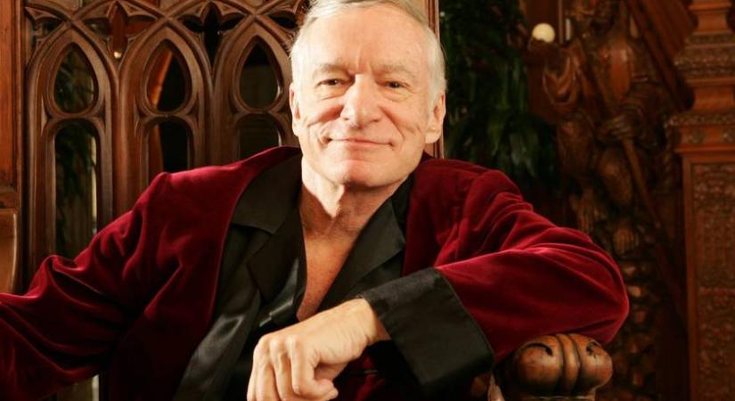 Íme Hugh Hefner bombázó özvegye: Crystal dögös pasi mellett találta meg a boldogságot