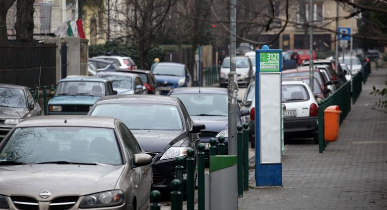 Leállhat a parkolási rendszer a XII. kerületben, ingyenes zónává válhat a Hegyvidék