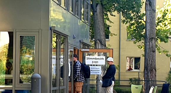 Megnyugodhatnak a brandenburgi migránsok, nem zsuppolják ki őket Afrikába