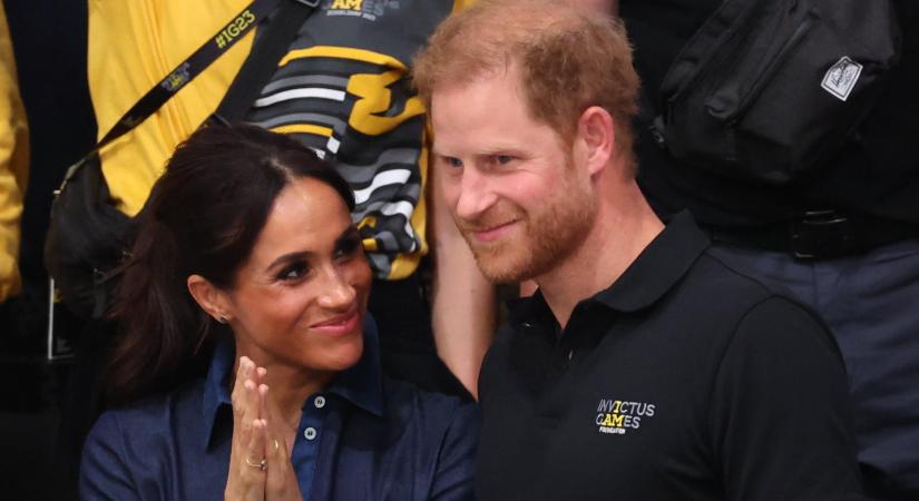 Most jött Meghan Markleről! Harry herceg már telefonon egyeztet Károly királlyal