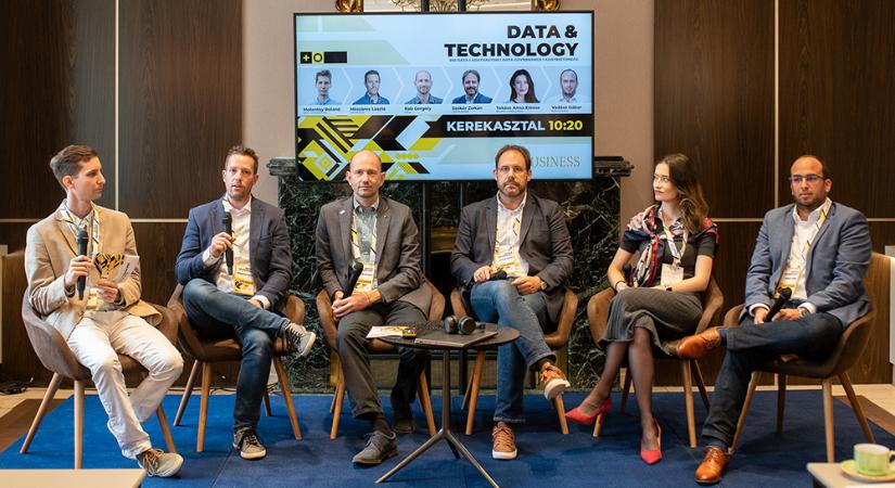 ITBUSINESS Data & Technology 2024 – Panelbeszélgetés: MI trendek és visszatekintés