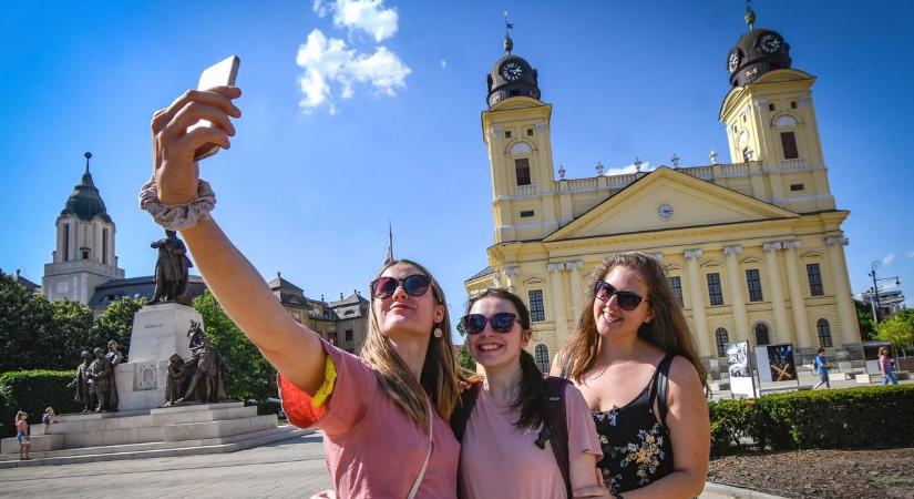 Ez már majdnem strandidő: közelítünk majd a 30 fokhoz Debrecenben