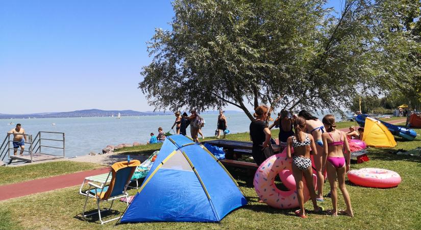 Kitehették volna a megtelt táblát Fonyódra ebben a szezonban