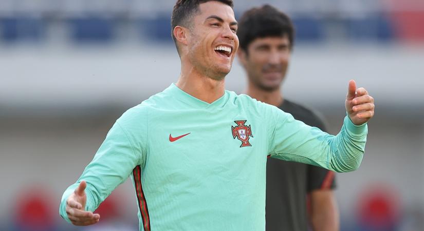 Cristiano Ronaldo nem tud futballozni