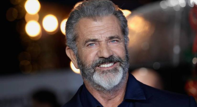 Mel Gibson 14 éves lányából szép tini lett: Luciával és 7 éves fiával pózolt a vörös szőnyegen