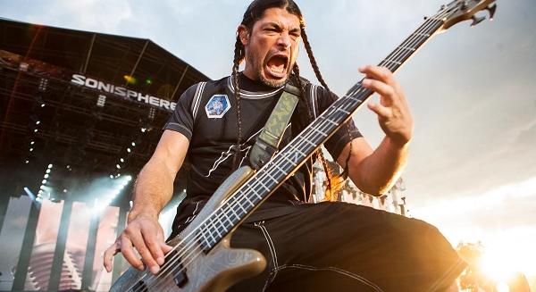 Rob Trujillo: "hihetetlen volt, hogy egymillió dolláros bónuszt kaptam a Metallica-tól"