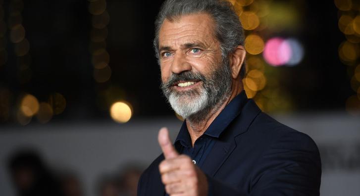 Ritkán látott legkisebb gyermekeivel érkezett Mel Gibson új filmje premierjére