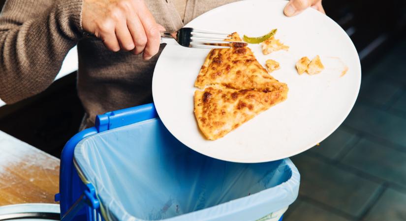 Elképesztően sok pénzt dobnak ki havi szinten a magyarok: ideje lenne leállni a pazarlással