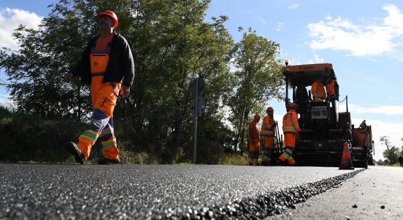 Márki-Zay építteti az utat Hódmezővásárhely és Batida között