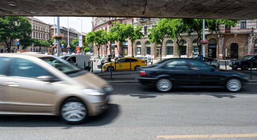 Júliusban helyezték ki, azóta sem élesítették az új budapesti traffipaxokat