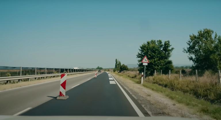 Kiakadtak a lakók, túl nagy a zaj az Ismerős Arcok slágerét játszó zenélő út miatt