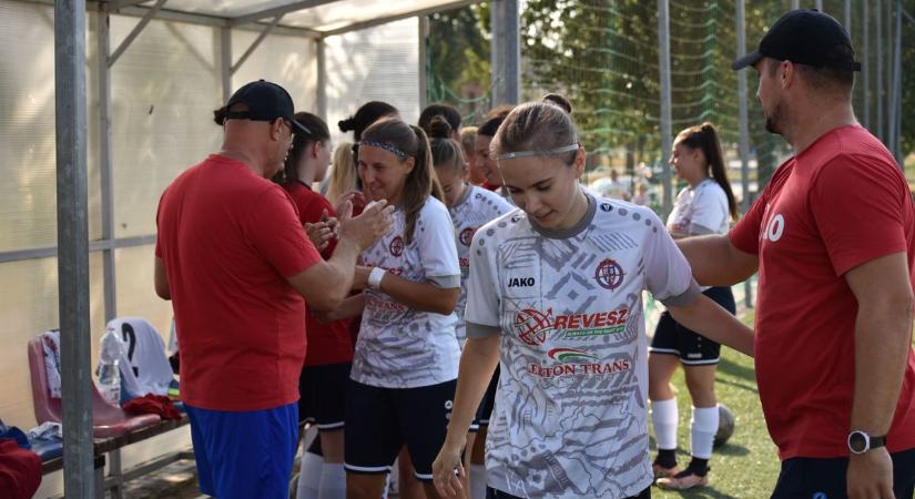 Az Újpest ellen készülnek a lányok