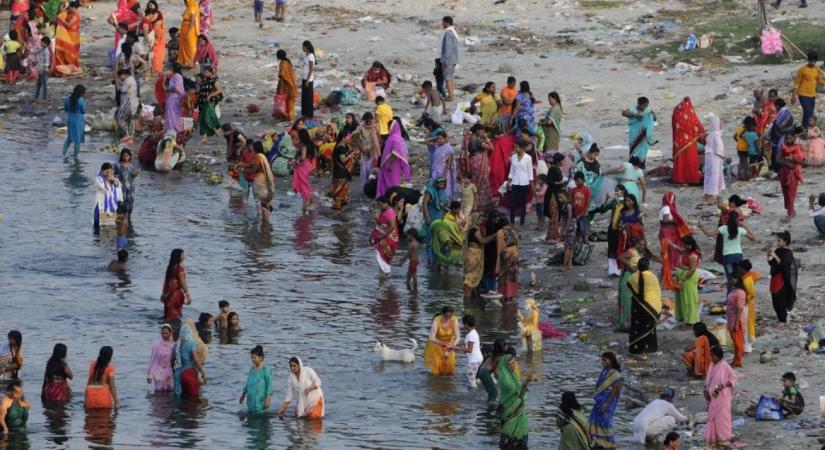 Közel 40 indiai gyerek halt meg egy hindu vallási fesztiválon