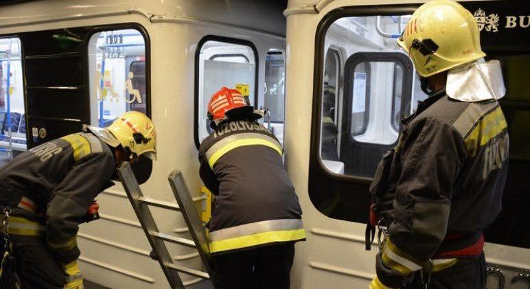 Elütött egy embert a 3-as metró