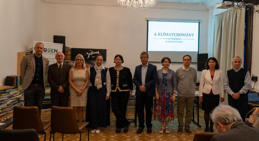 Magyar klímatudósok 10 pontban foglalták össze, mit tehetünk, hogy élhető maradjon a Föld