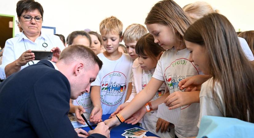 Magyar olimpiai bajnokok is meglepték az iskolásokat