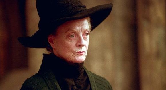 Elhunyt Dame Maggie Smith