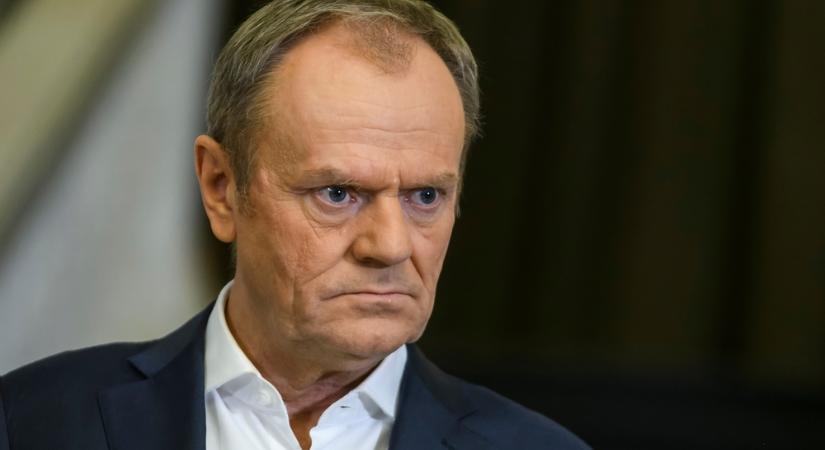 Donald Tusk kinyitotta a lengyel határokat a migránsok előtt