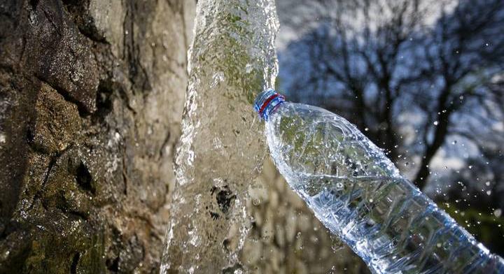 Fél liter víz ezer forintért: zseniális marketingötlet alapozta meg a több évszázados sikert