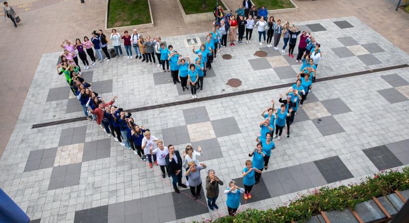 Örömtánc-flashmob a szív világnapja alkalmából