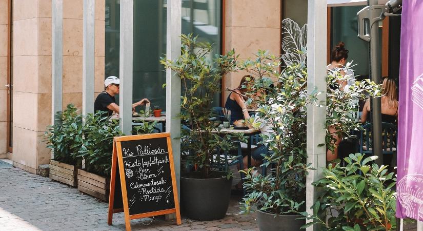 Bezár Debrecen egyik kedvenc vegán étterme, a Kis Padlizsán