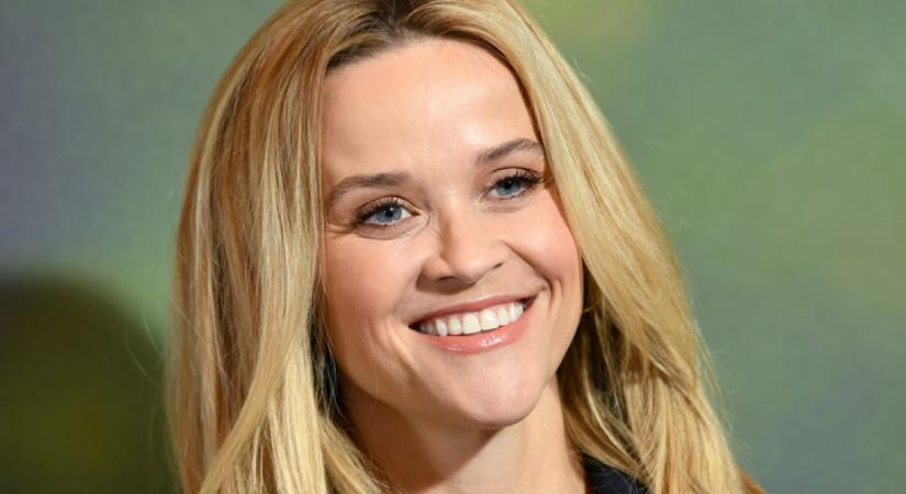 Reese Witherspoon arcbőre 48 évesen is még mindig hamvas: csupán ennyi a színésznő titka