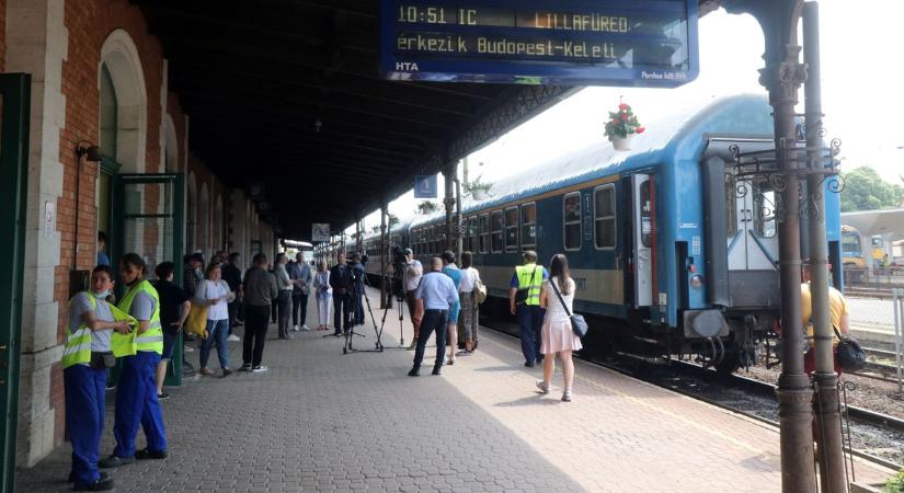 Kicsit nehezen indult el a Hernád-Zemplén InterCity szombat reggel