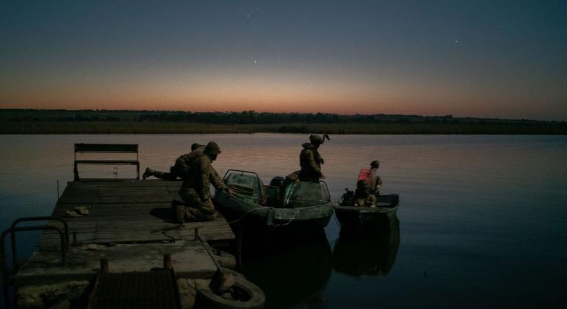 Kiverték az ukránokat a Dnyeper-delta szigeteiről