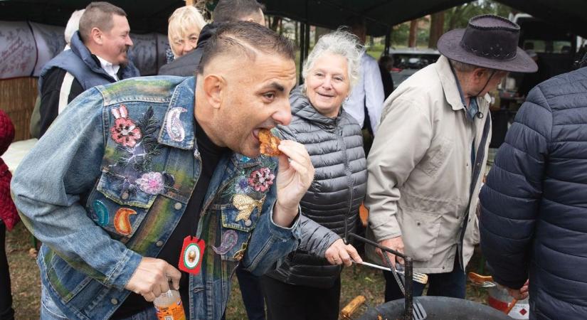 „Nagyon bjutifúlos” – Győzike ellopta a show-t a Hadházi Káposztás Napokon – fotókkal, videókkal